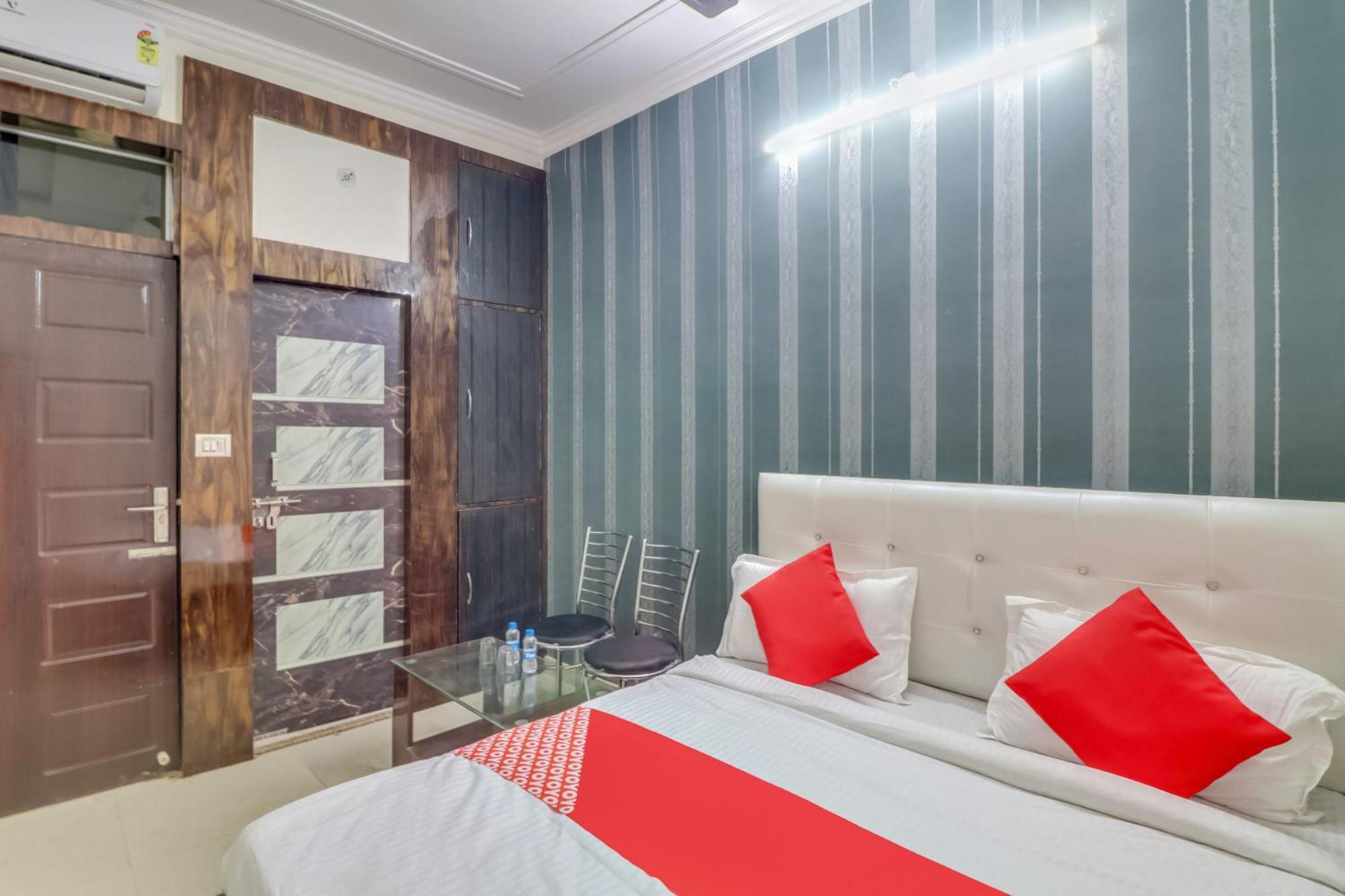 Hotel O Rodstar Chinhat Buitenkant foto